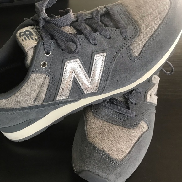 New Balance Shoes - Like New-Silver & Gray New Balance Sneakers